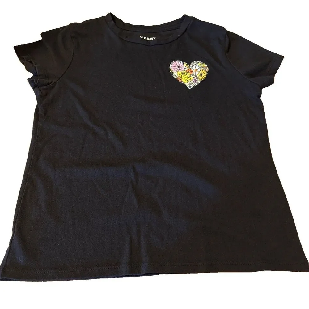 Girls Old Navy Black Heart Graphic Fitted T-Shirt Size 10-12